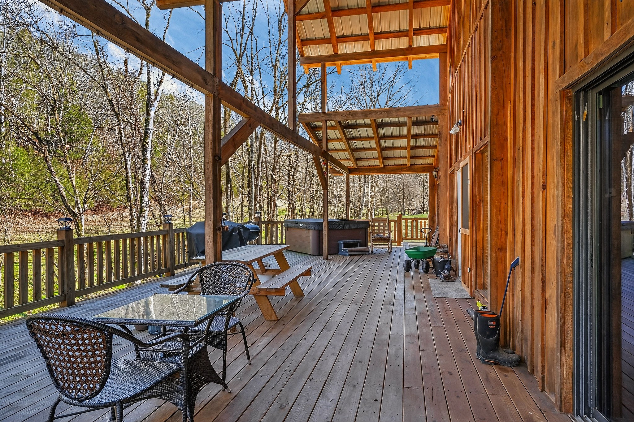 3331 Adamson Branch Road Liberty, TN 37095 - Photo 34 of 59 a balcony with table and chairs