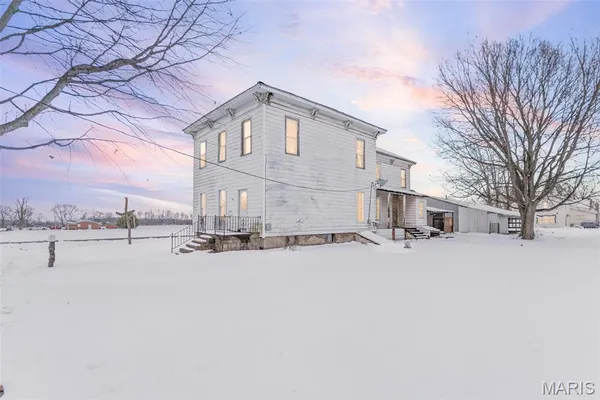 $37,000 | 102 North 4th Street, Carrollton, IL 62016