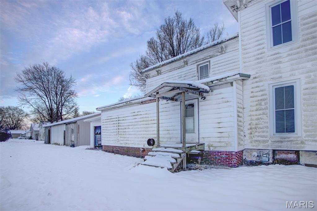 102 North 4th Street Carrollton, IL 62016 - Photo 11 of 54