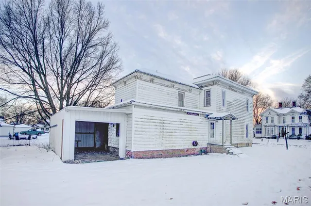 $39,000 | 102 North 4th Street, Carrollton, IL 62016