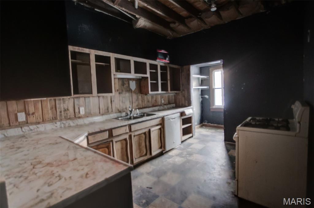 102 North 4th Street Carrollton, IL 62016 - Photo 18 of 54