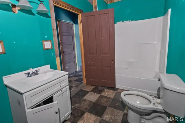 $39,000 | 102 North 4th Street, Carrollton, IL 62016