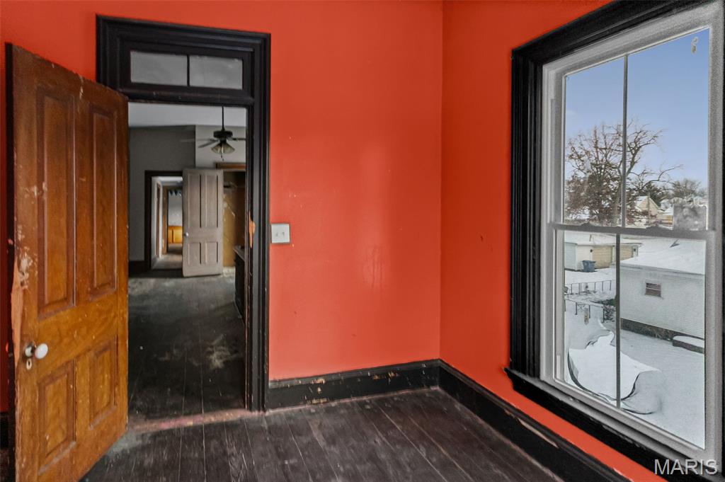 102 North 4th Street Carrollton, IL 62016 - Photo 35 of 54