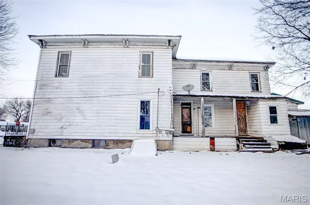 $39,000 | 102 North 4th Street, Carrollton, IL 62016