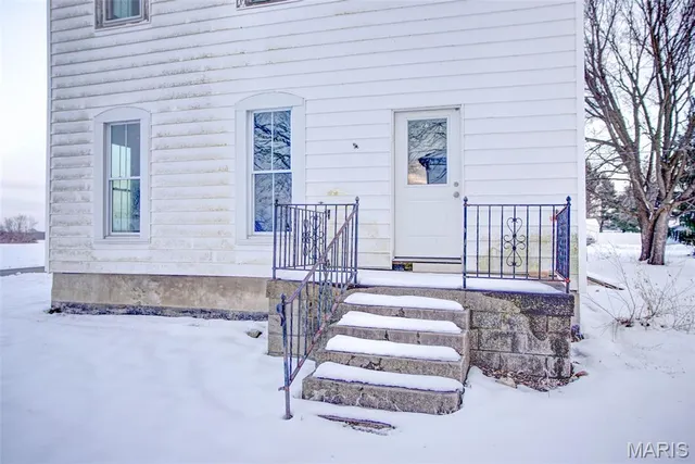 $39,000 | 102 North 4th Street, Carrollton, IL 62016