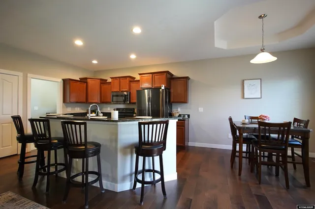 $500,000 | 2583 Grove Street, Casper, WY 82609