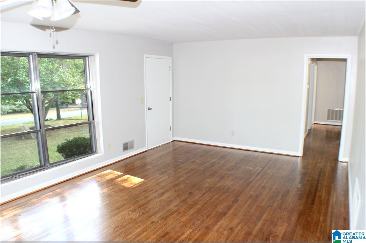 136 Foust Avenue Bessemer, AL 35023 - Photo 3 of 20