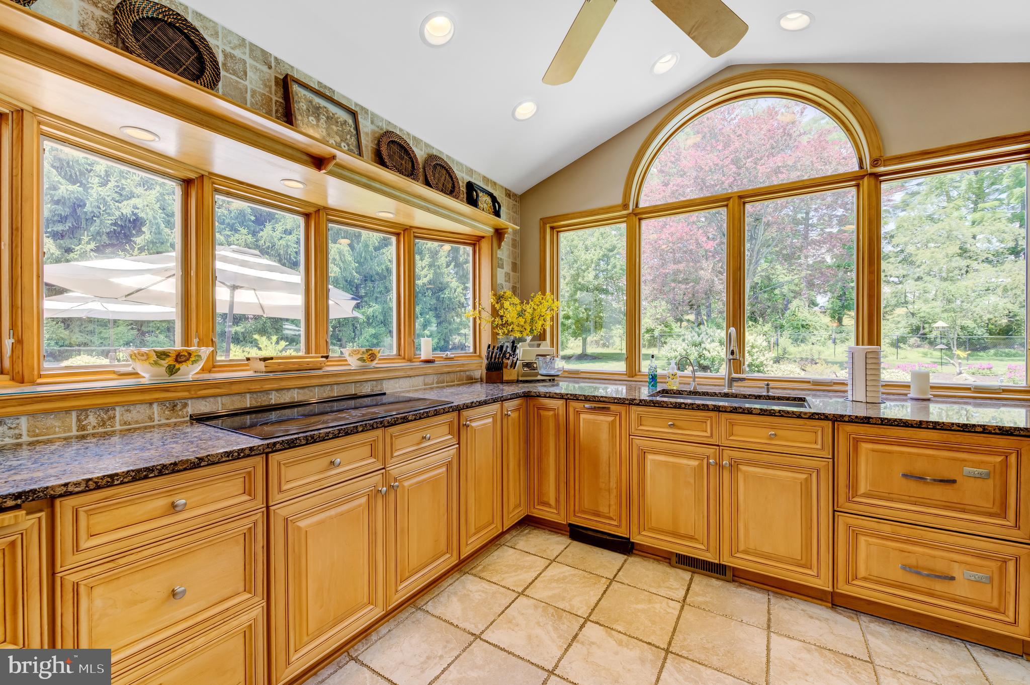 635 Thomas Jefferson Road Wayne, PA 19087 - Photo 6 of 34