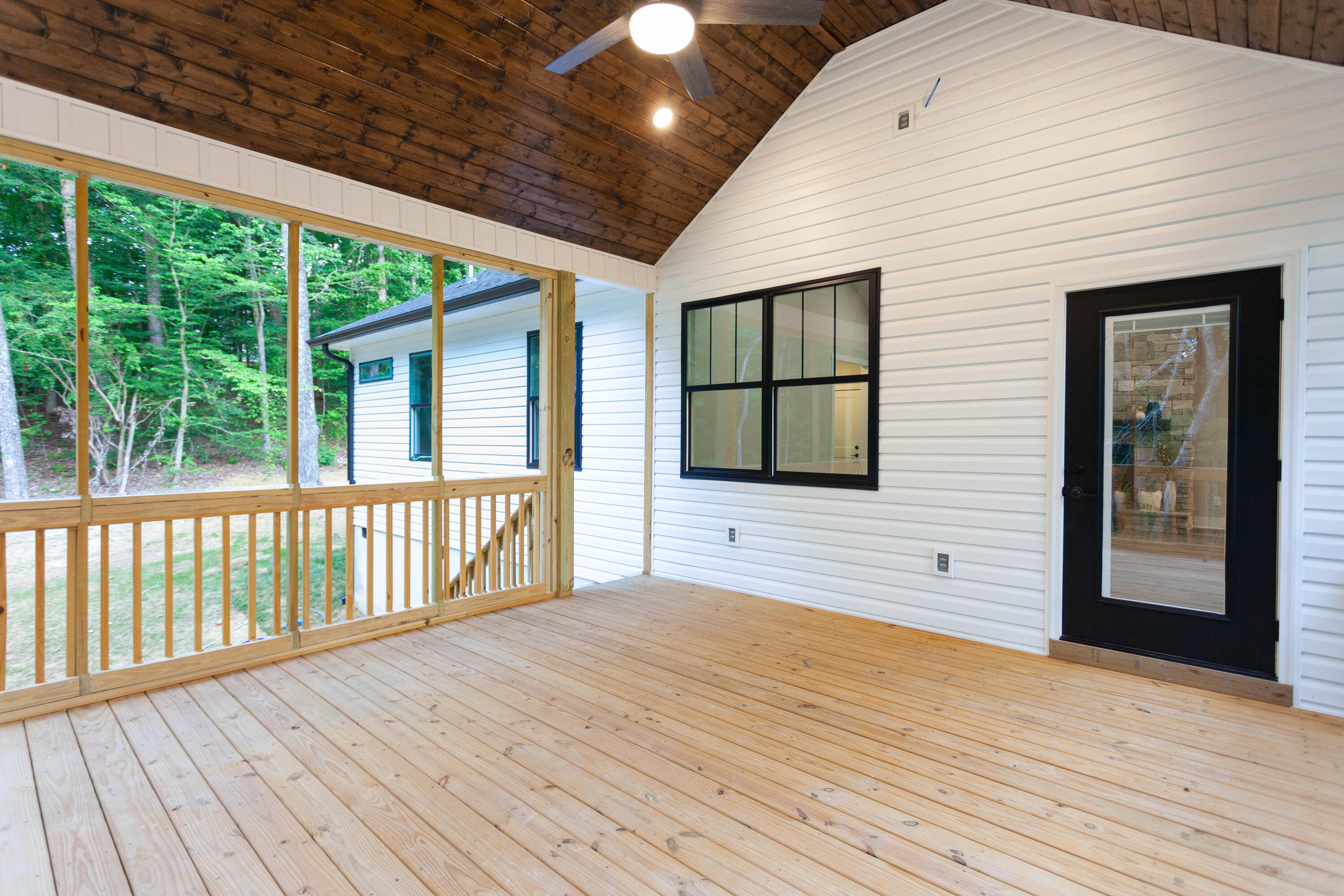 197 Hidden Ridge Loop Dunlap, TN 37327 - Photo 35 of 42 Porch 4