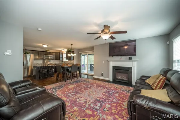 $429,000 | 1338 Orchard Lakes Circle, Belleville, IL 62220