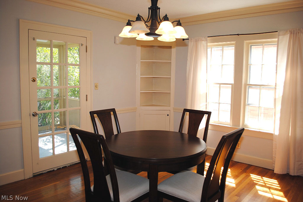 3782 Hillbrook Road Cleveland, OH 44118 - Photo 4 of 20