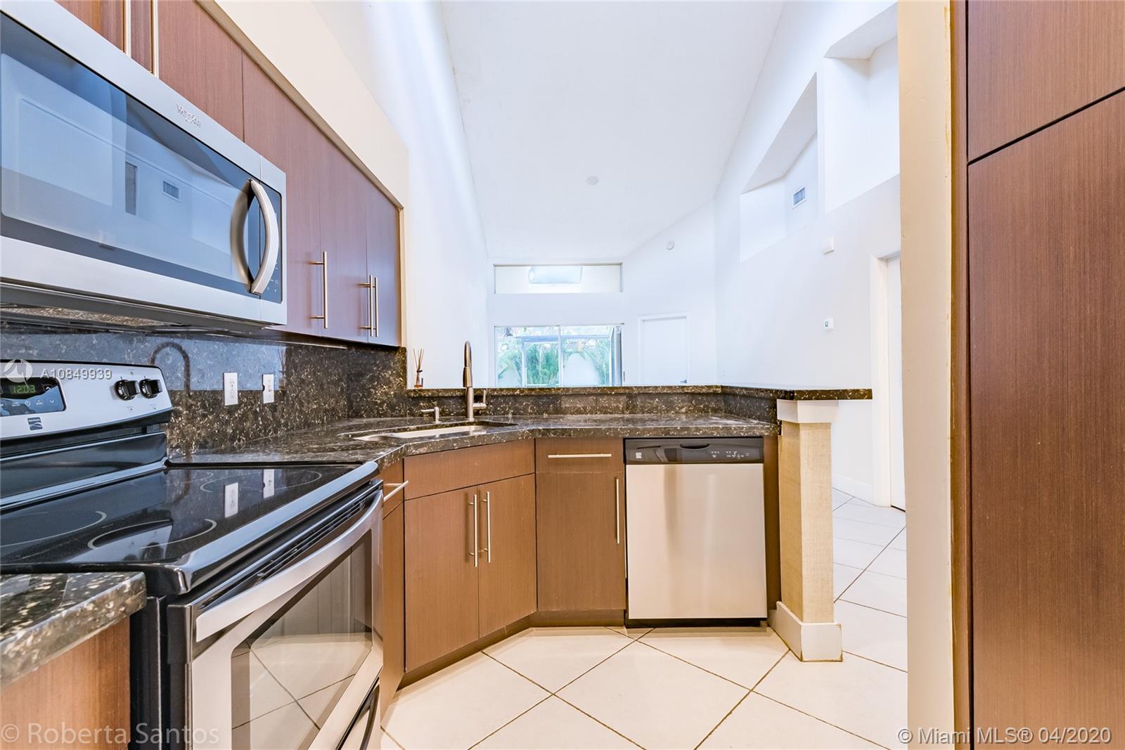 5237 Majorca Club Drive Boca Raton, FL 33486 - Photo 4 of 26 Gallery Image 4