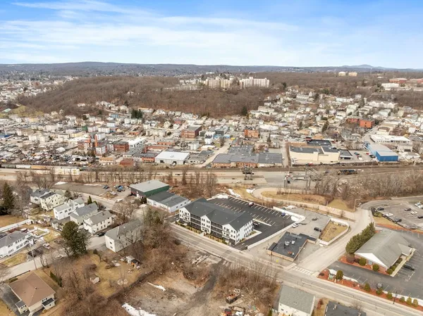 $2,450 | 631 Franklin Street, Unit 308, Worcester, MA 01604