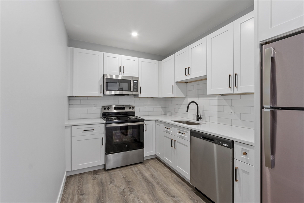 631 Franklin Street, Unit 308 Worcester, MA 01604 - Photo 5 of 42