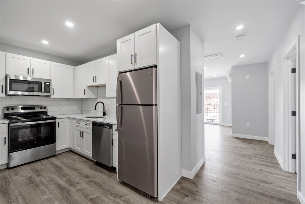 631 Franklin Street, Unit 308 Worcester, MA 01604 - Photo 7 of 42