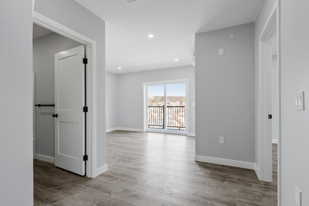 631 Franklin Street, Unit 308 Worcester, MA 01604 - Photo 9 of 42