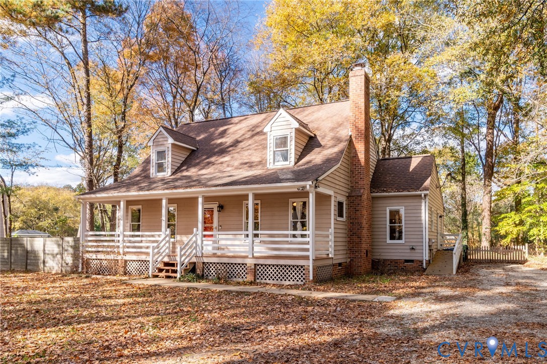 1140 Berryhill Road Henrico, VA 23231 - Photo 2 of 29 New england style home featuring crawl space, cove