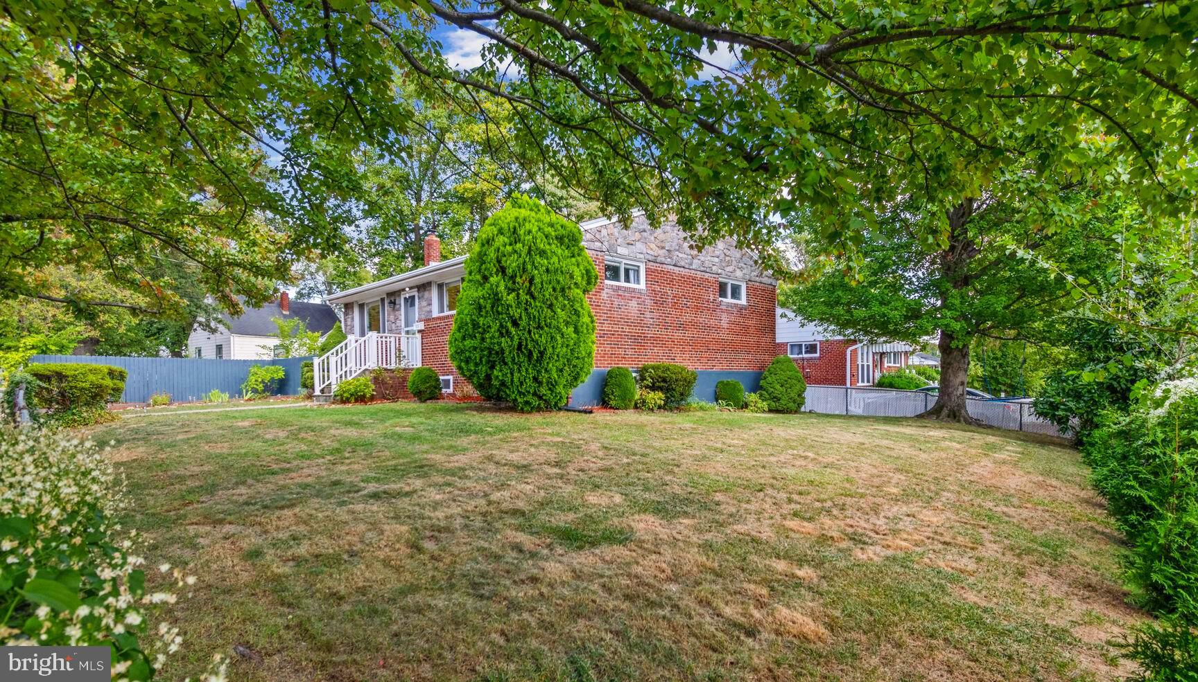12121 Livingston Street Silver Spring, MD 20902 - Photo 2 of 25