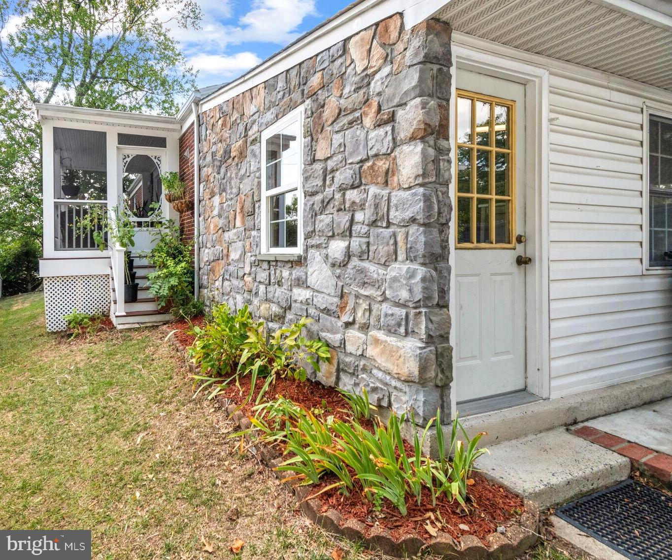 12121 Livingston Street Silver Spring, MD 20902 - Photo 21 of 25