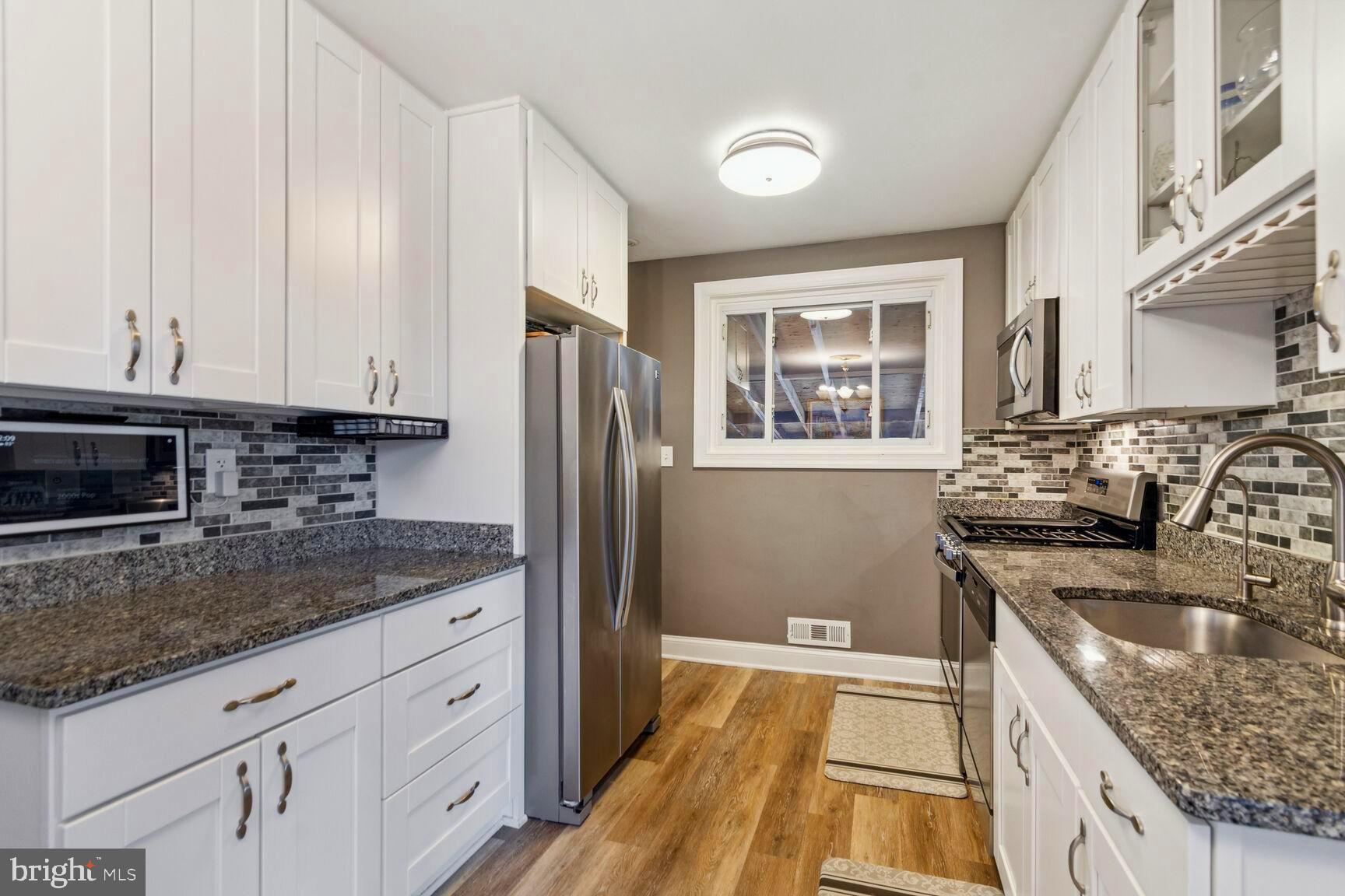 12121 Livingston Street Silver Spring, MD 20902 - Photo 6 of 25