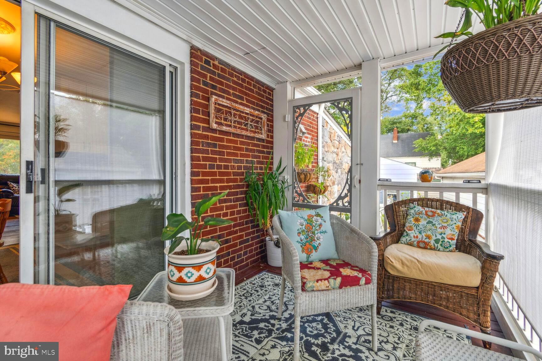 12121 Livingston Street Silver Spring, MD 20902 - Photo 10 of 25