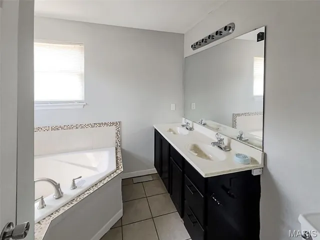 $205,000 | 7304 Hillandale Drive, Cedar Hill, MO 63016