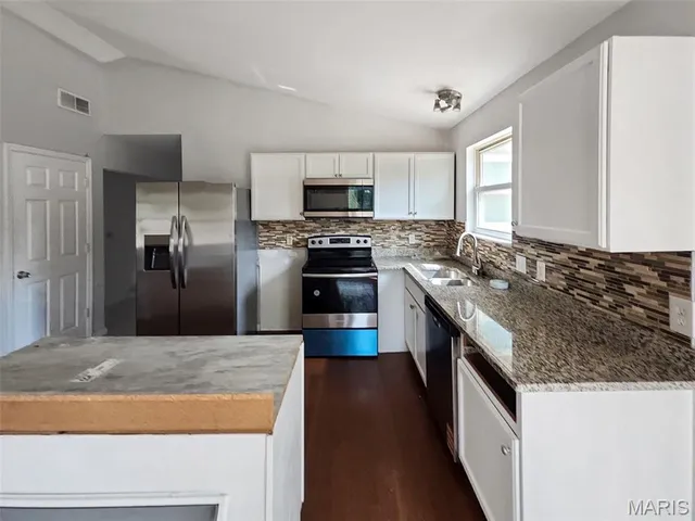 $205,000 | 7304 Hillandale Drive, Cedar Hill, MO 63016