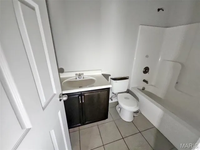 $205,000 | 7304 Hillandale Drive, Cedar Hill, MO 63016