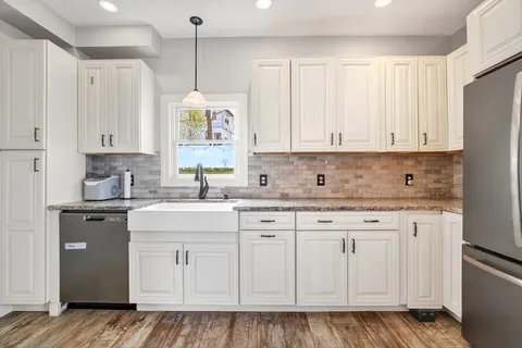 $895,000 | 23 Sagamore Avenue, Winthrop, MA 02152