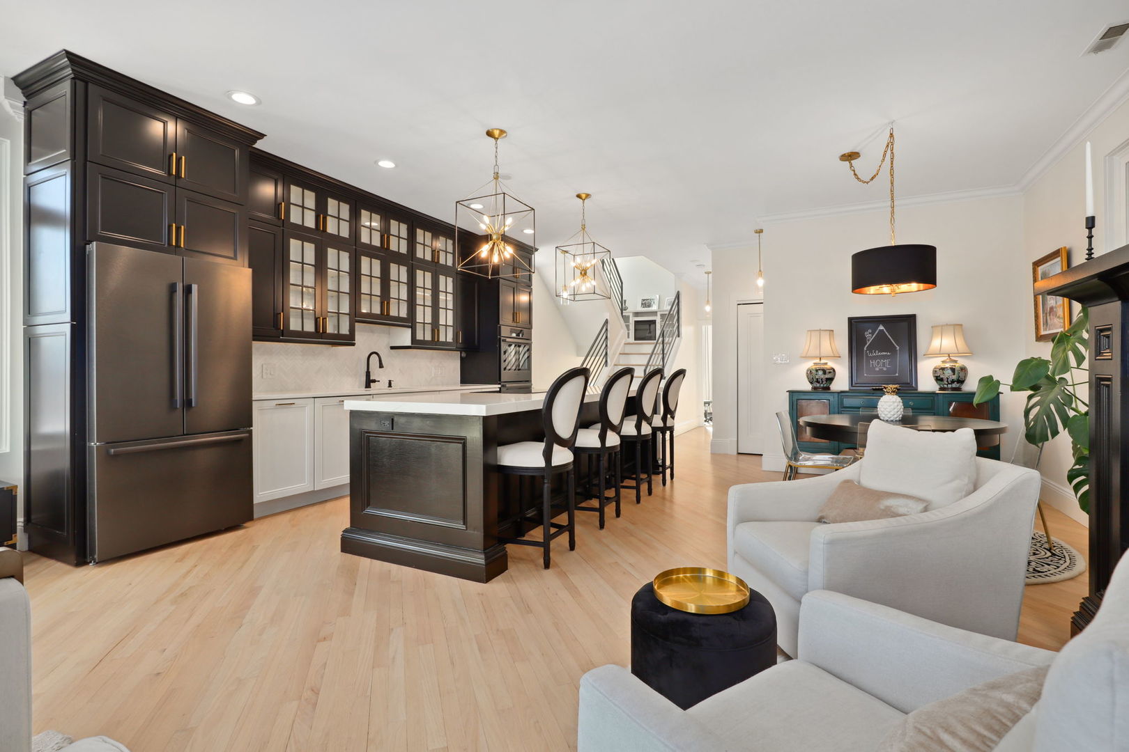 1300 West Fillmore Street, Unit 3 Chicago, IL 60607 - Photo 7 of 34