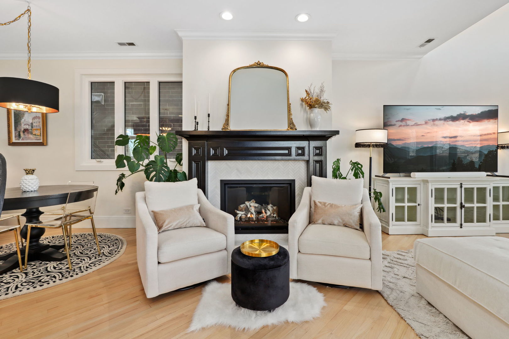 1300 West Fillmore Street, Unit 3 Chicago, IL 60607 - Photo 10 of 34