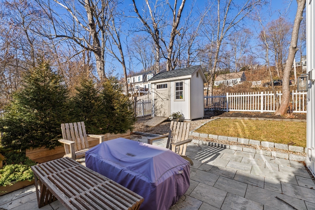 27 Broad Cove Road Hingham, MA 02043 - Photo 30 of 41 Gallery Image 30