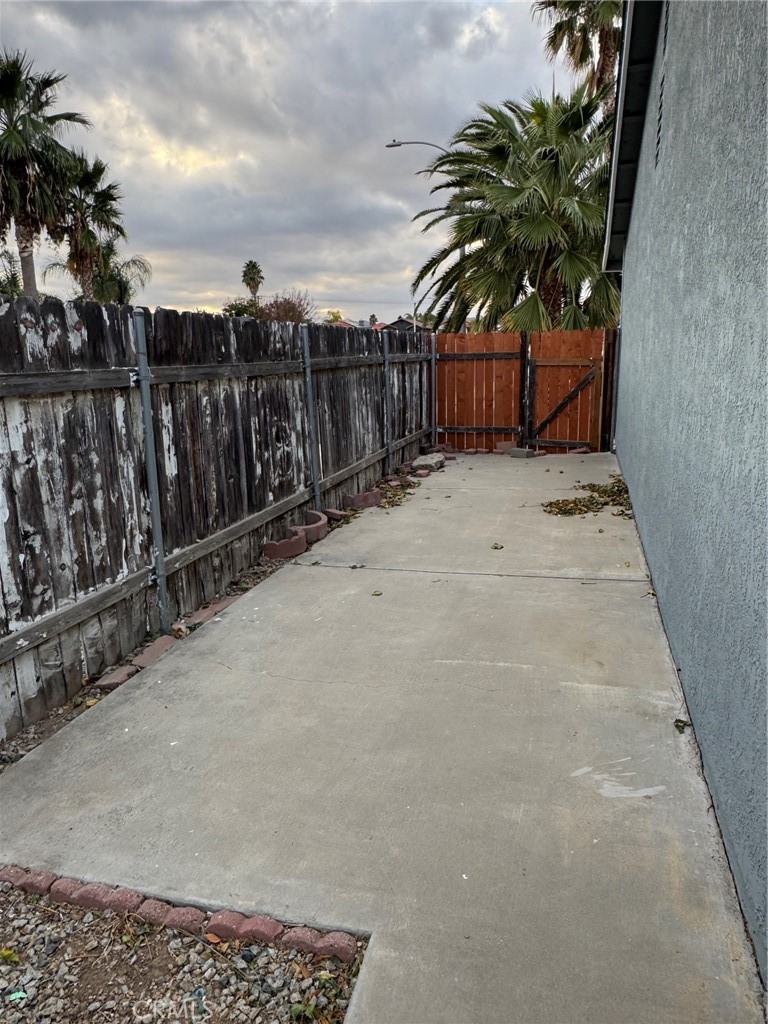 1731 Starboard Way Perris, CA 92571 - Photo 19 of 19 a view of a backyard