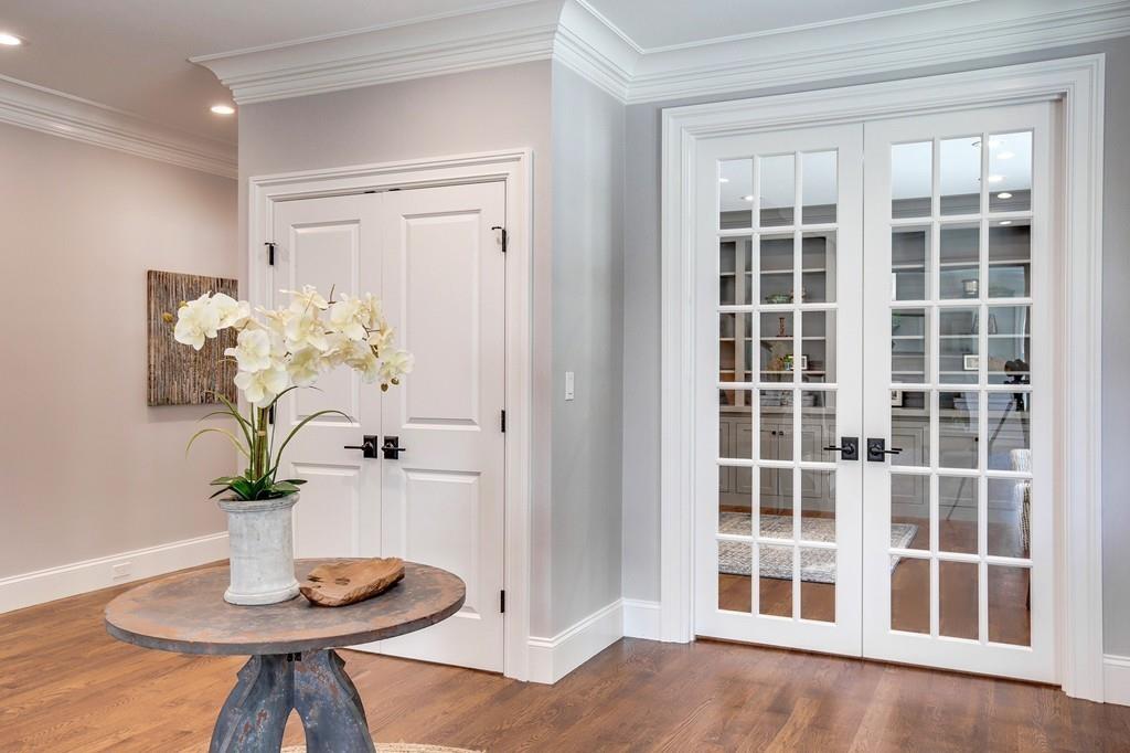 119 Whitman Road Needham, MA 02492 - Photo 5 of 39