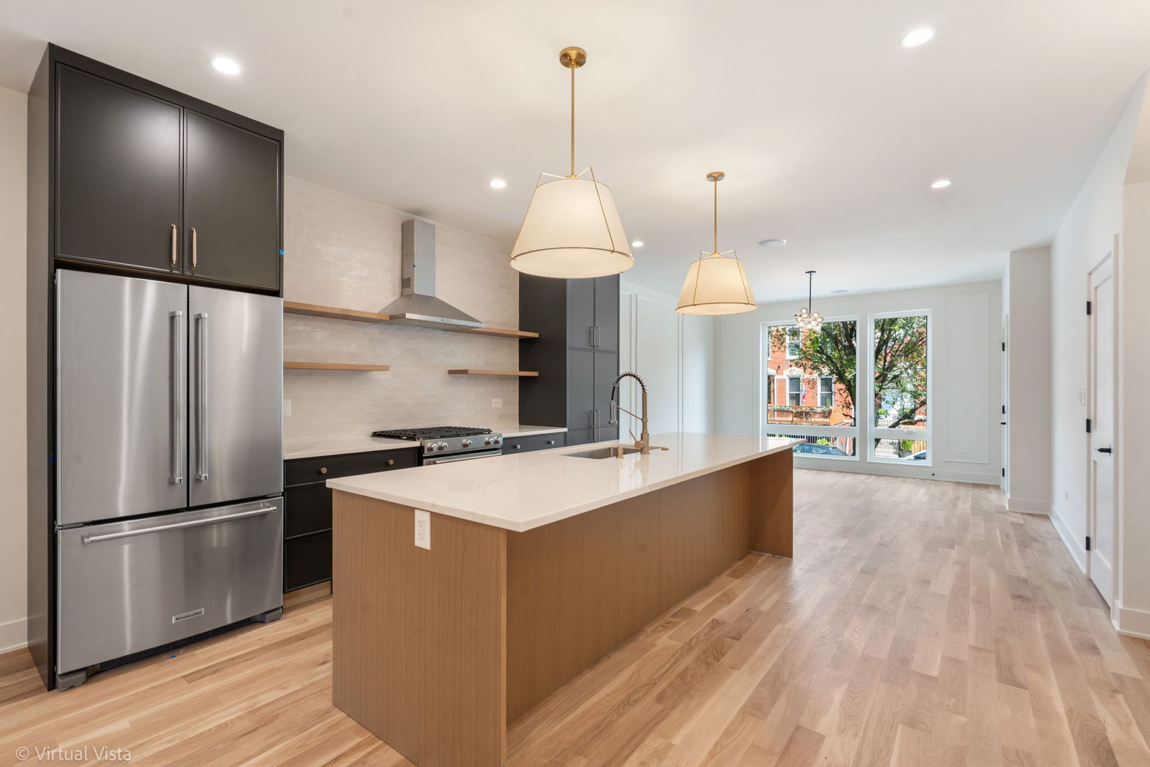 1530 West 18th Place, Unit 1 Chicago, IL 60608 - Photo 2 of 22