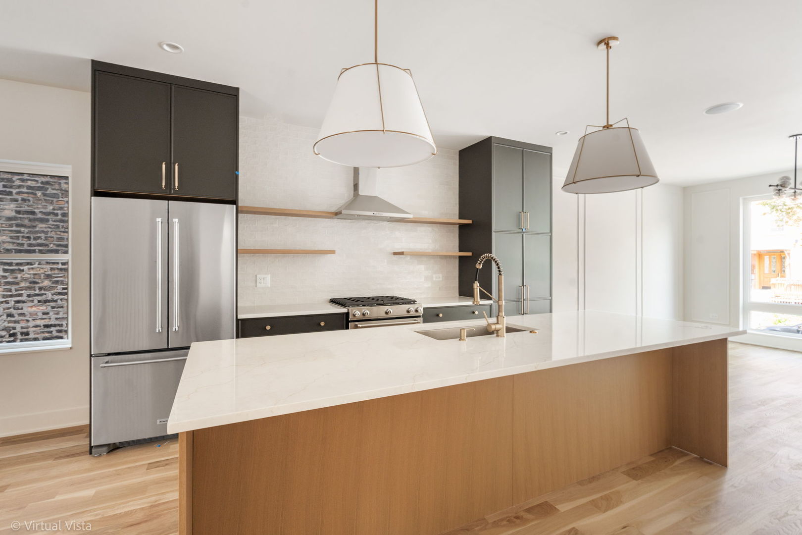 1530 West 18th Place, Unit 1 Chicago, IL 60608 - Photo 5 of 22