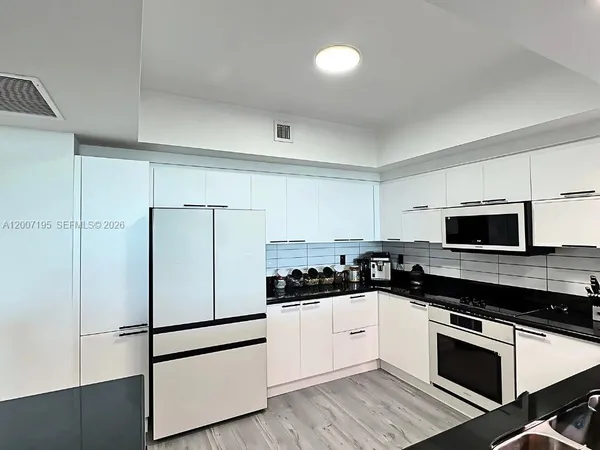 $3,750 | 14951 Royal Oaks Lane, Unit 1708, North Miami, FL 33181