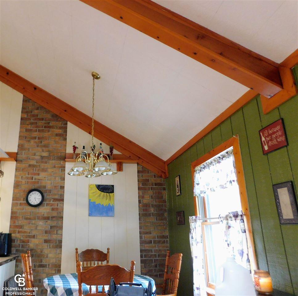 2250 Lakeshore Road Applegate, MI 48401 - Photo 10 of 44 50013117-11.JPG