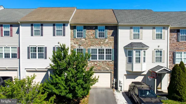 $260,000 | 232 Morlatt Lane, Martinsburg, WV 25404