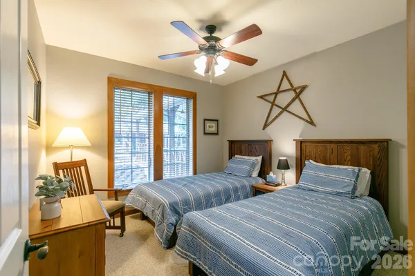 $399,000 | 222 Creekside Way, Unit D/202, Burnsville, NC 28714