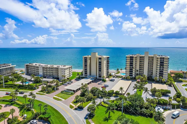 $1,890,000 | 200 South Beach Road, Unit 102, Tequesta, FL 33469