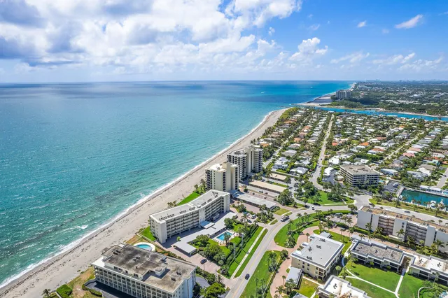$1,890,000 | 200 South Beach Road, Unit 102, Tequesta, FL 33469