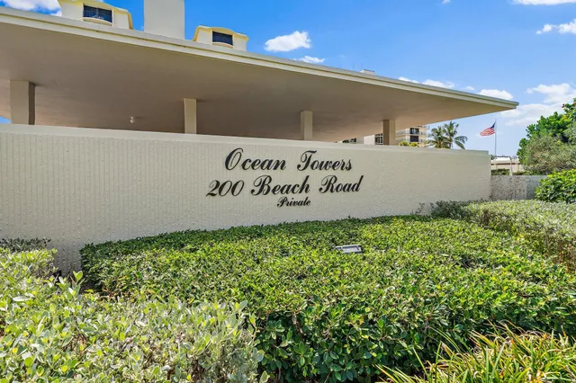 $1,890,000 | 200 South Beach Road, Unit 102, Tequesta, FL 33469