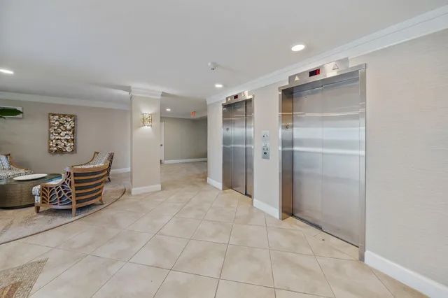 $1,890,000 | 200 South Beach Road, Unit 102, Tequesta, FL 33469