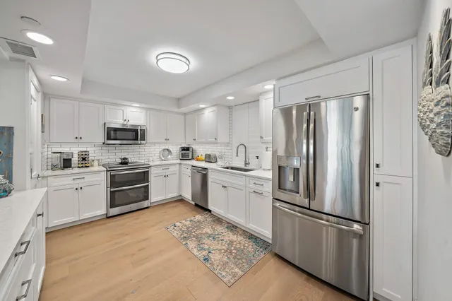 $1,890,000 | 200 South Beach Road, Unit 102, Tequesta, FL 33469