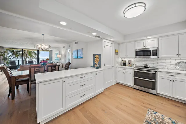 $1,890,000 | 200 South Beach Road, Unit 102, Tequesta, FL 33469