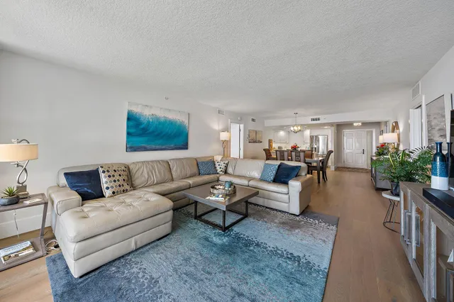 $1,890,000 | 200 South Beach Road, Unit 102, Tequesta, FL 33469