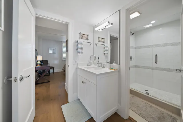 $1,890,000 | 200 South Beach Road, Unit 102, Tequesta, FL 33469