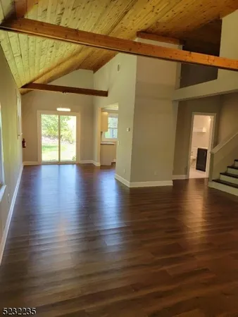 $3,500 | 223 Halsey Road, Unit 3, Parsippany, NJ 07054
