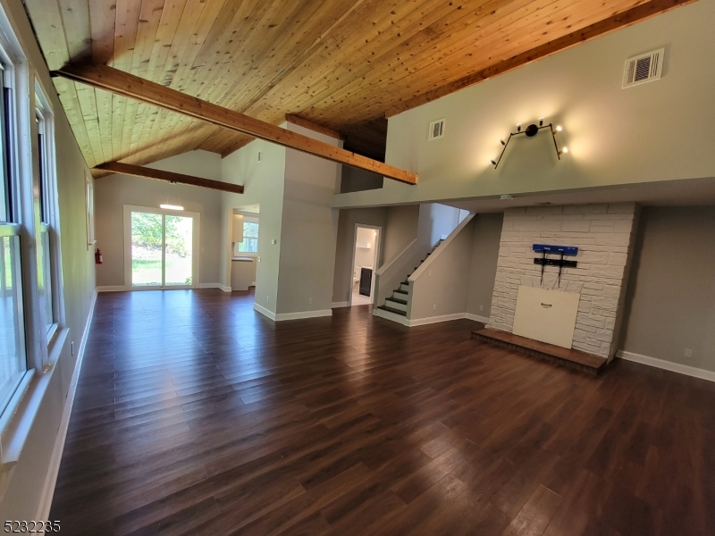 223 Halsey Road, Unit 3 Parsippany, NJ 07054 - Photo 6 of 30